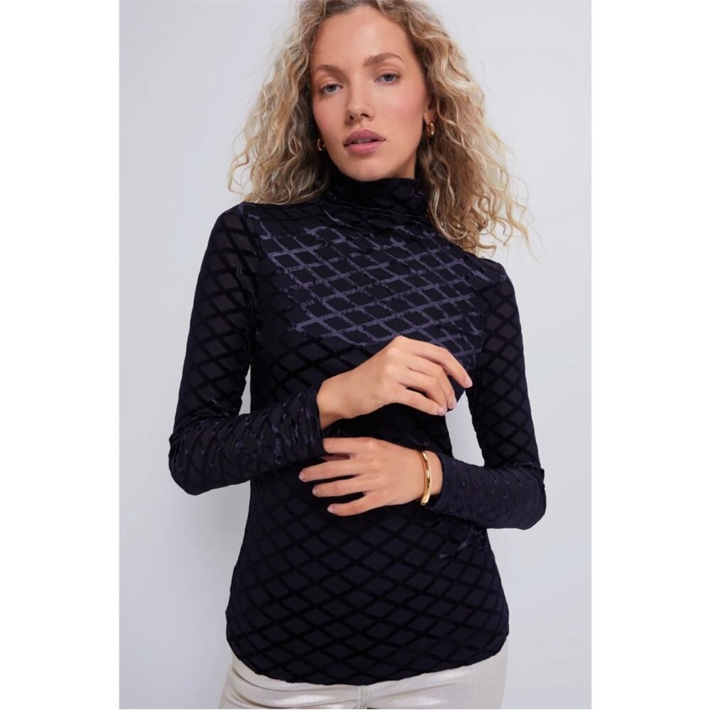 NWT Tuckernuck Black Velvet Burnout Mally Turtleneck size small geometric